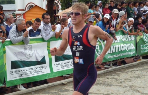 016 Mens Elite Triathlon Chris Fellgate 6th Nov 2011.jpg